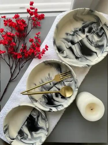 The Grey & White Flat Bowl Set