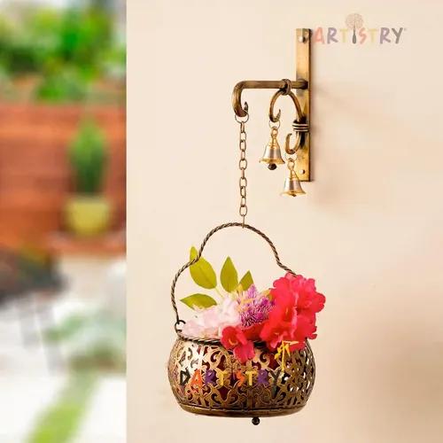 Dartistry Iron Flower Basket For Home Decoration/Balcony Decoration/Home Entrance Hanging Items - Wall Hanging Items/Home Decorative Item, Pack Of 1 (Gold)